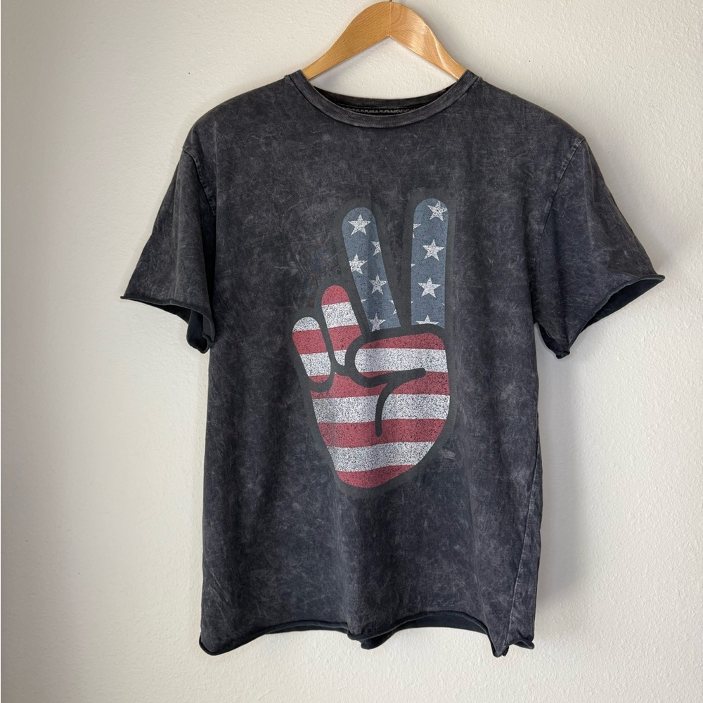 American Peace Sign Super Soft Acid Wash Tee size M